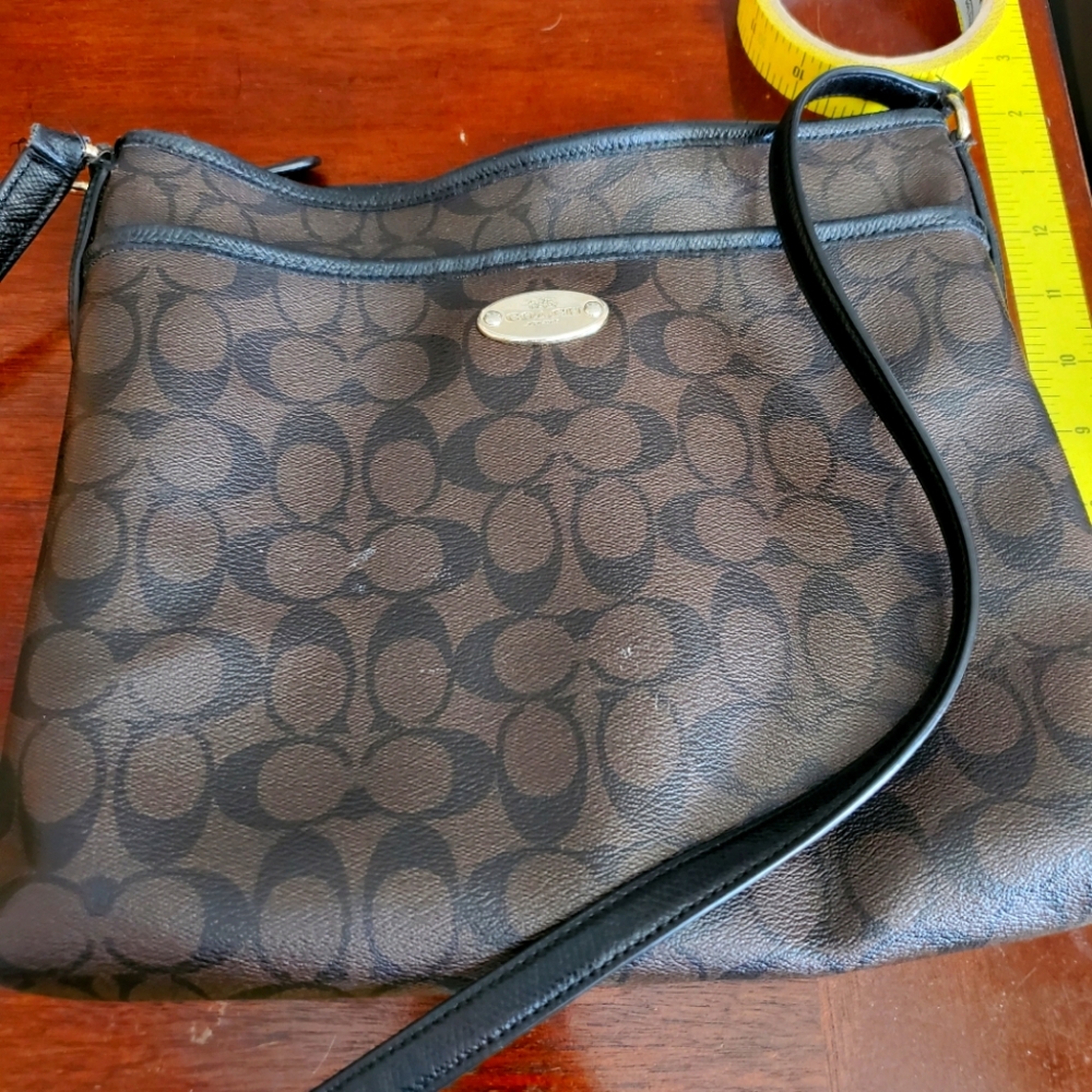 Coach Signature Peyton Cross Body Bag